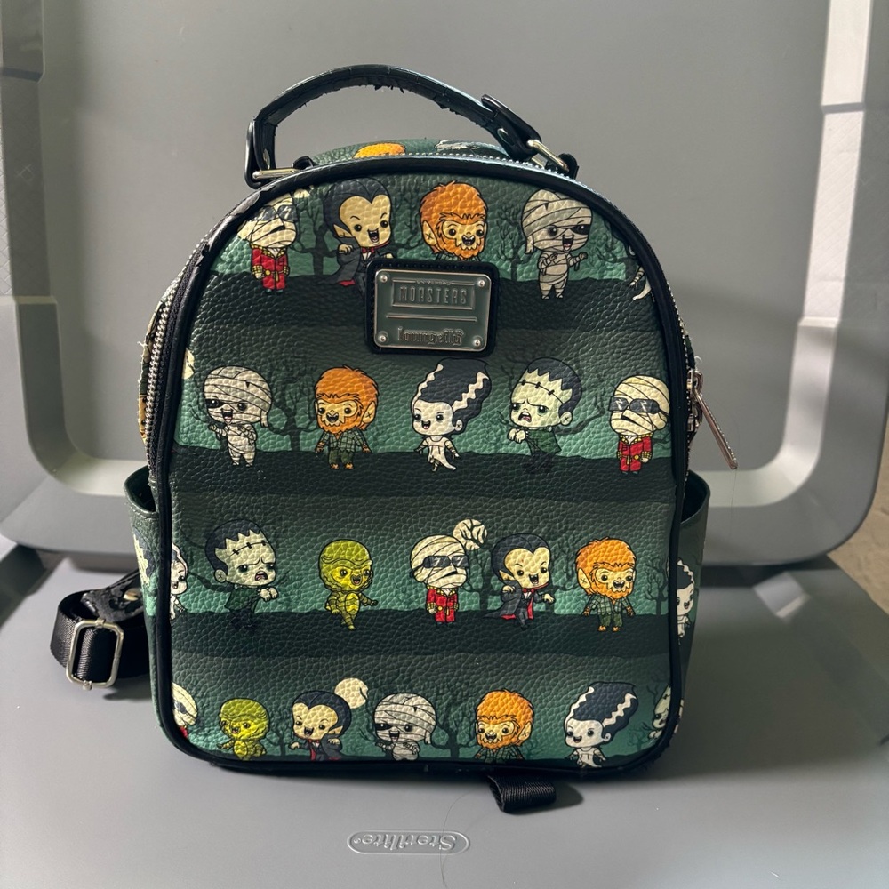 Loungefly x Universal Studios Universal Monsters … - image 2